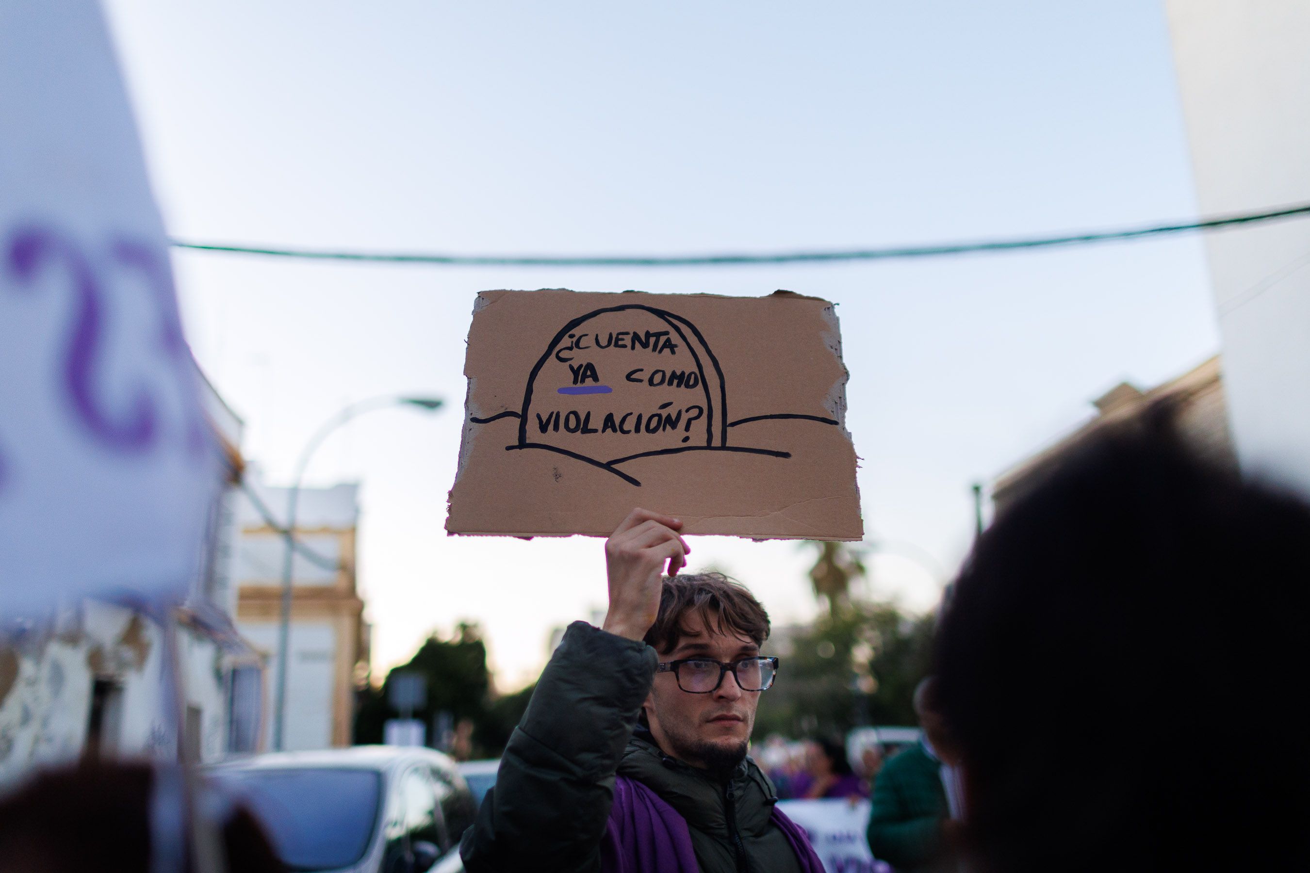 La manifestación por el 25N en Jerez - JUAN CARLOS TORO