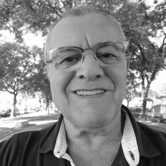 Mariano León