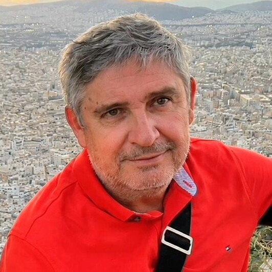  Eduardo Tovar