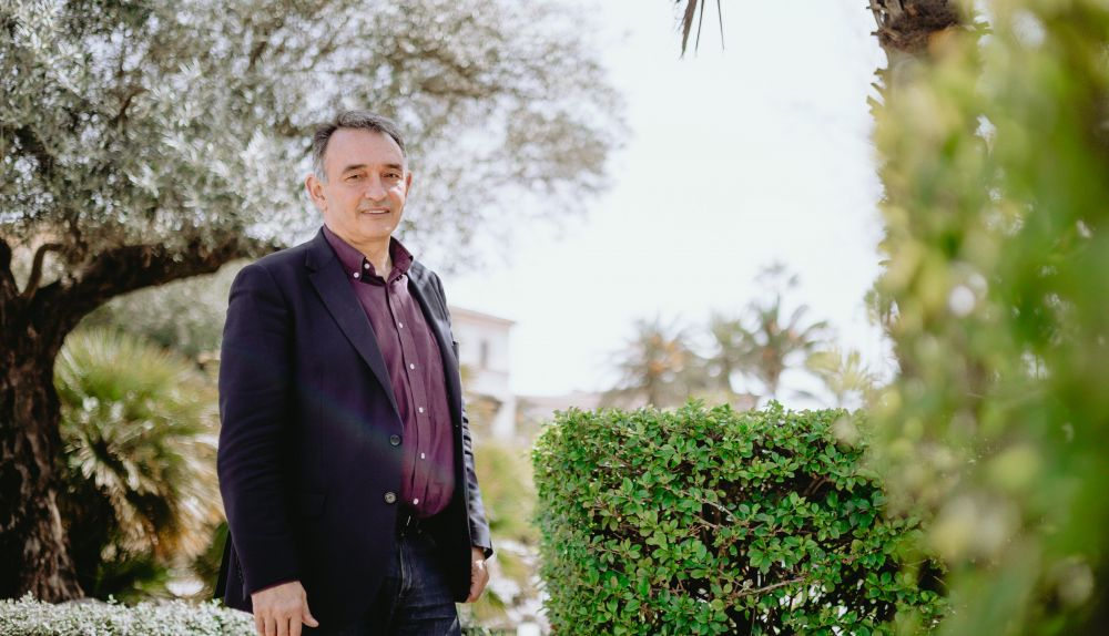 ENRIQUE SANTIAGO 8