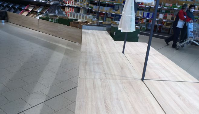 El lugar para las frutas y verduras. 
