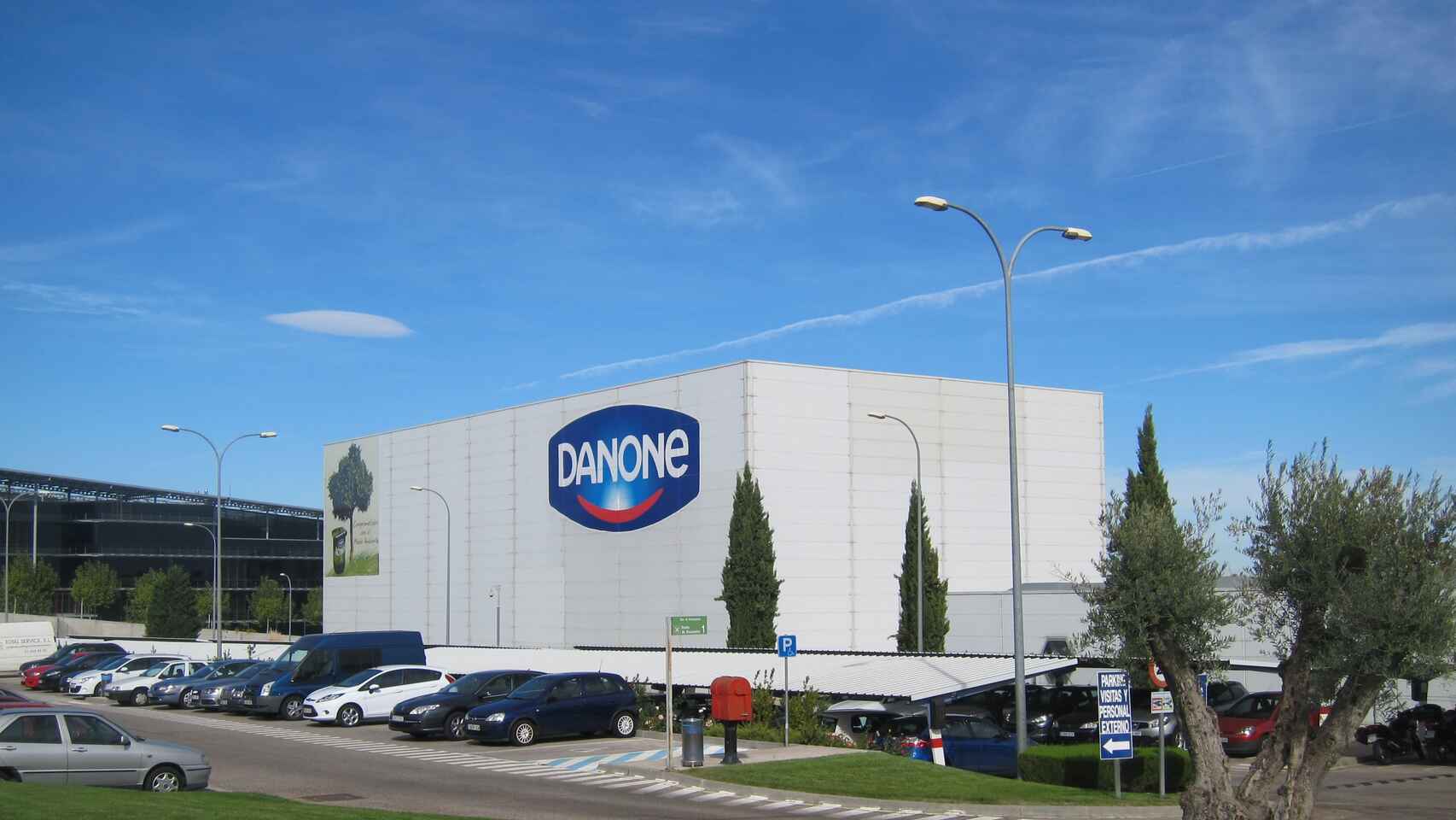Danone advierte de que en 24 horas tomará la "drástica decisión" de parar su producción en España. FOTO: DANONE Danone advierte de que en 24 horas tomará la "drástica decisión" de parar su producción en España. FOTO: DANONE