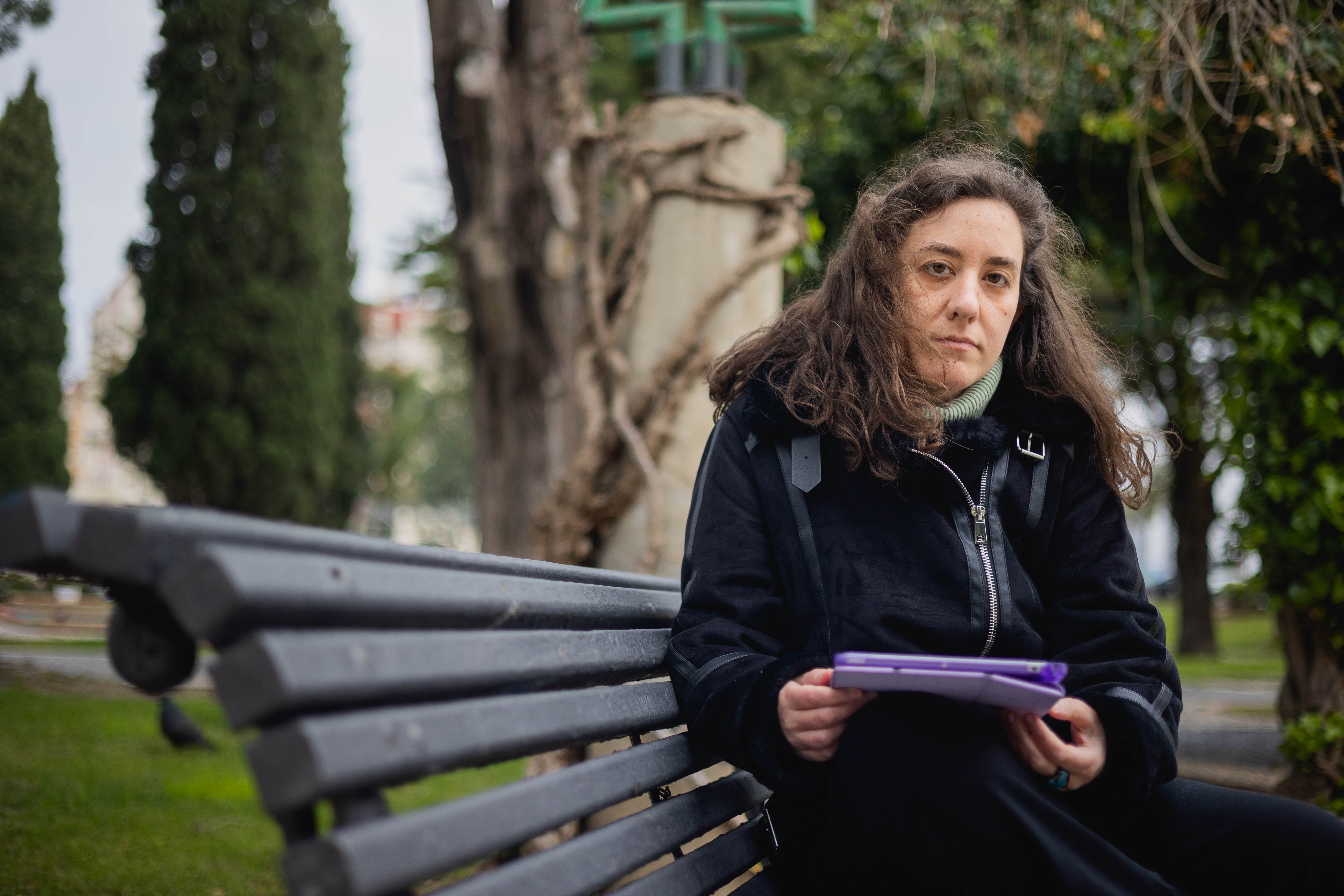 Sara compagina su amor por la escritura con el teatro.