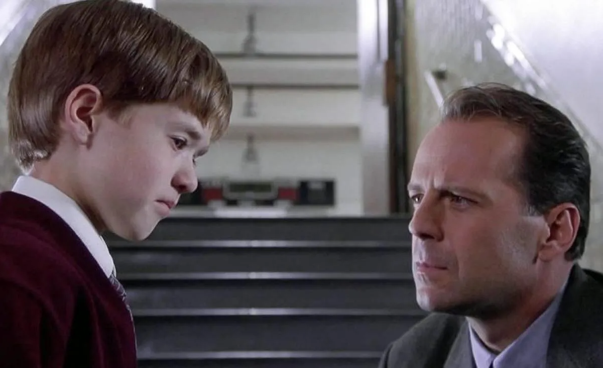 Mítica actuación de Bruce Willis en 'El sexto sentido'. Mítica actuación de Bruce Willis en 'El sexto sentido'.
