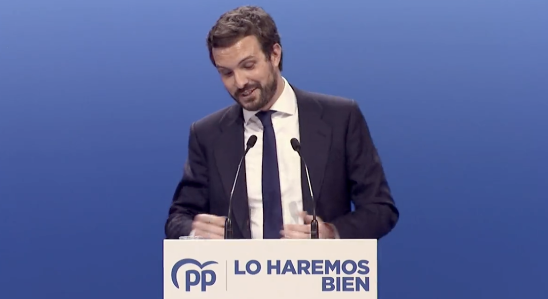 Pablo Casado, este viernes en Sevilla, deja la política, pese al ofrecimiento de Feijóo.