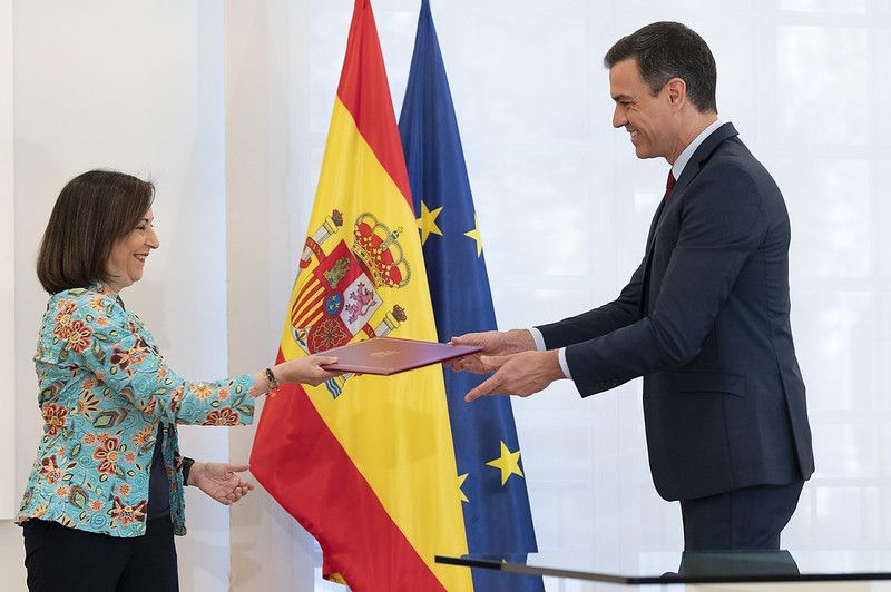 El presidente del Gobierno, Pedro Sánchez y la ministra de Defensa, Margarita Robles. El presidente del Gobierno, Pedro Sánchez y la ministra de Defensa, Margarita Robles.