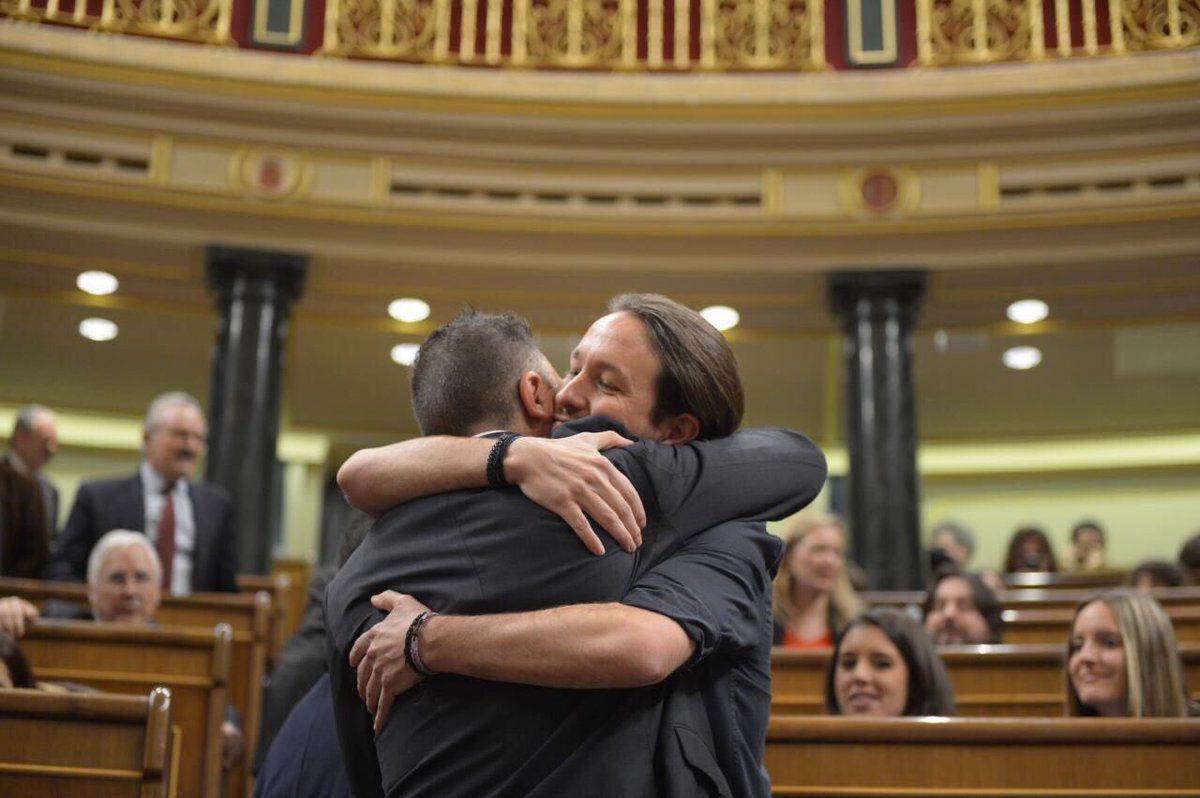Abrazo entre Delgado e Iglesias en una imagen de archivo.