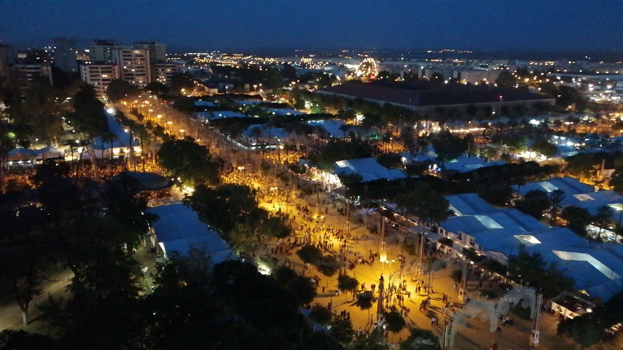 Impresionante imagen de la Feria del Caballo. MANU GARCÍA Impresionante imagen de la Feria del Caballo. MANU GARCÍA