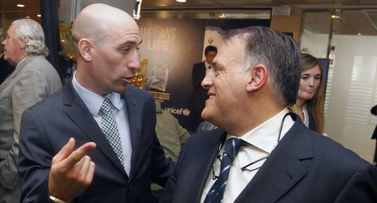 Luis Rubiales, presidente de la RFEF, y Javier Tebas, presidente de la LFP, en una imagen de archivo.