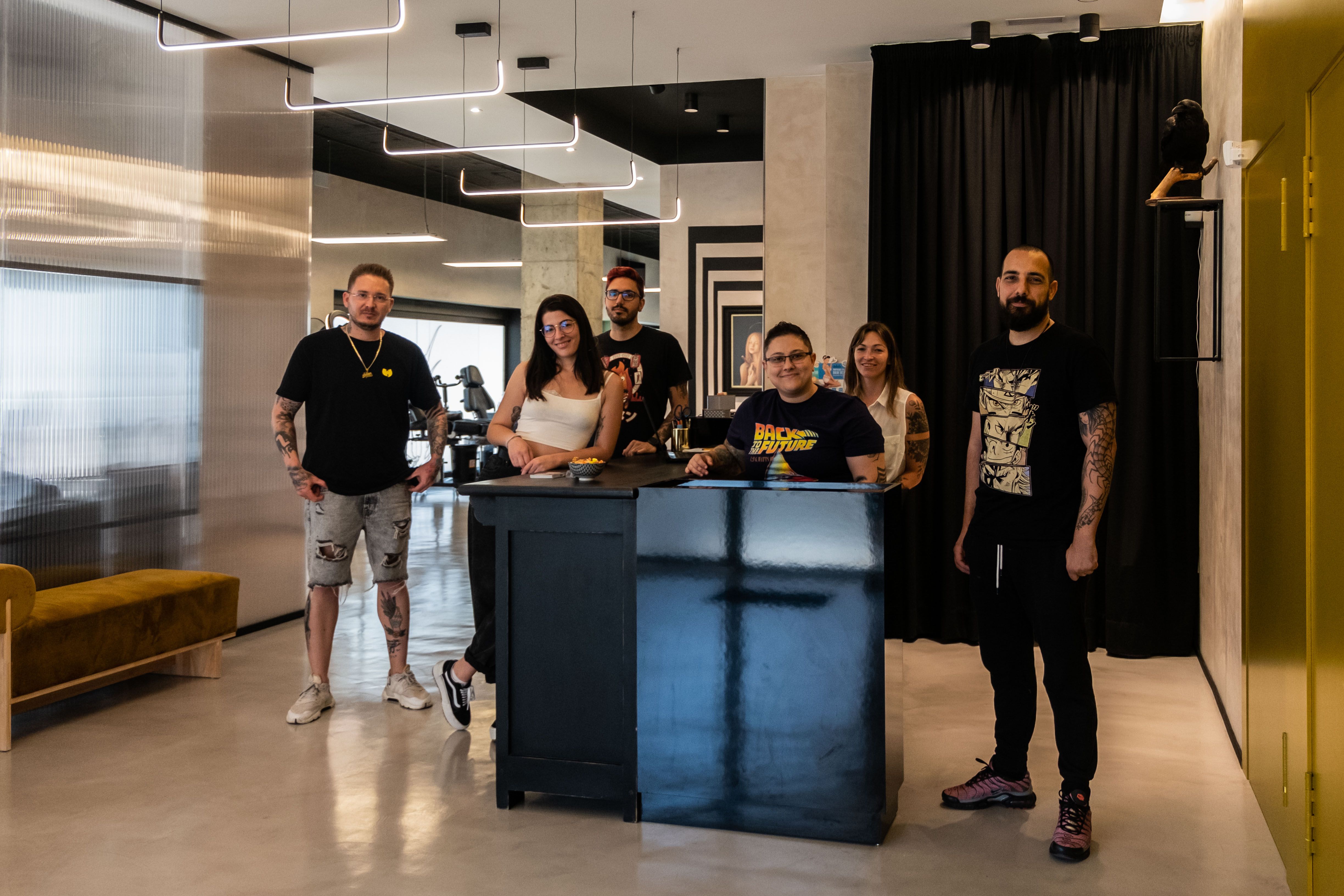 Parte del equipo del estudio Pol Tattoo en Jerez. Parte del equipo del estudio Pol Tattoo en Jerez.