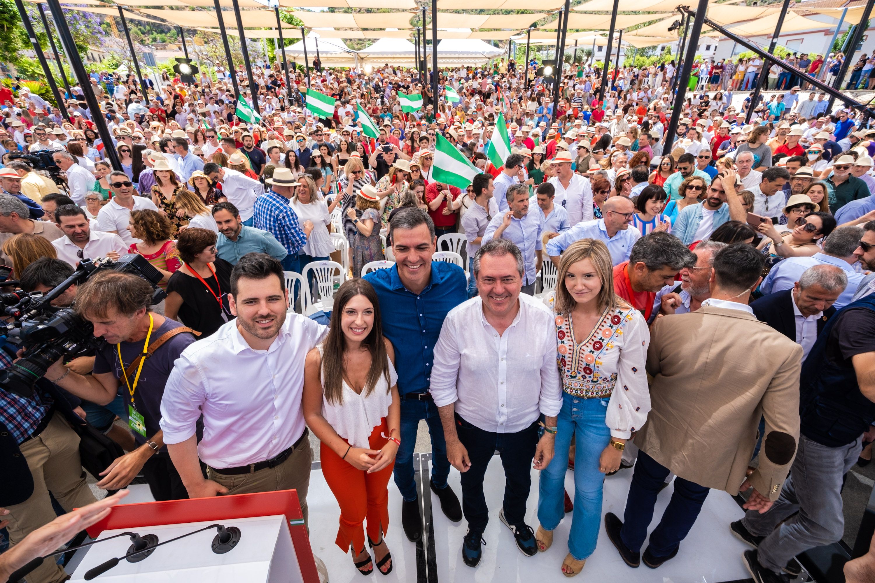 Sánchez y Espadas, este sábado en un mitin en la localidad malagueña de Cártama.