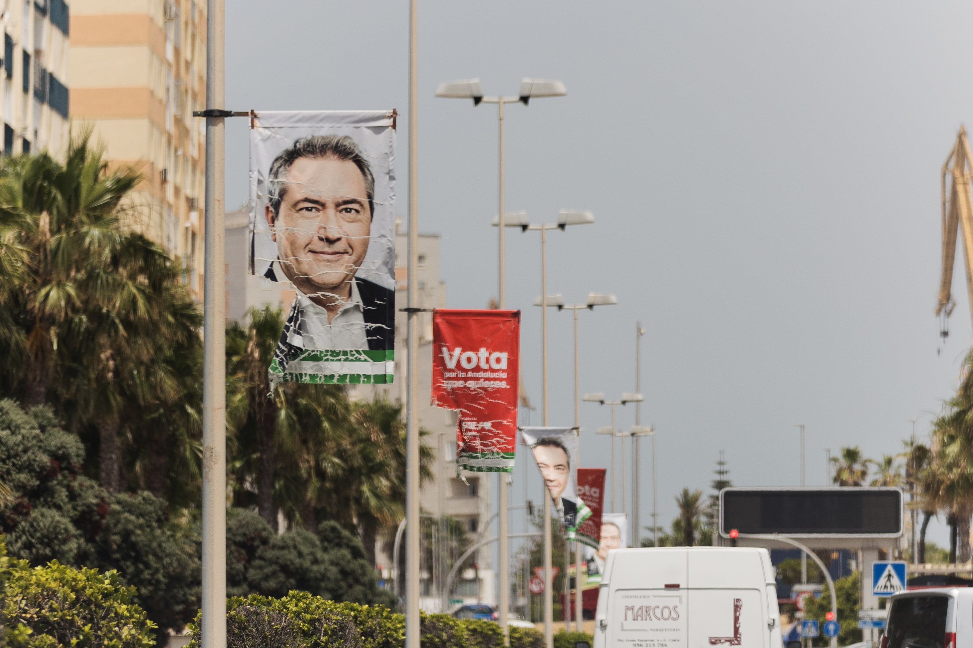 Carteles electorales del PSOE.