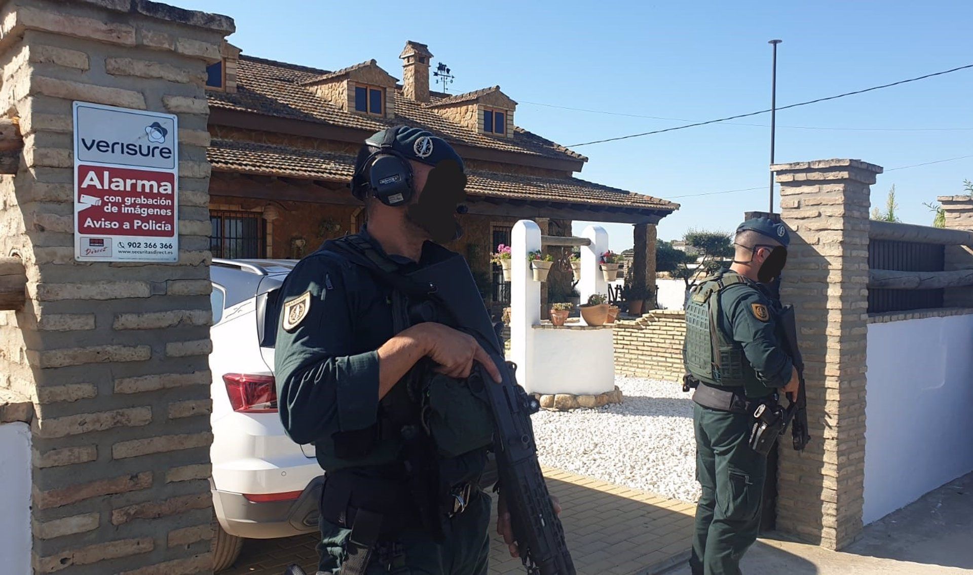 Caen cerca de 30 personas por tráfico de hachís en Sanlúcar, entre ellas 'El Tomate'