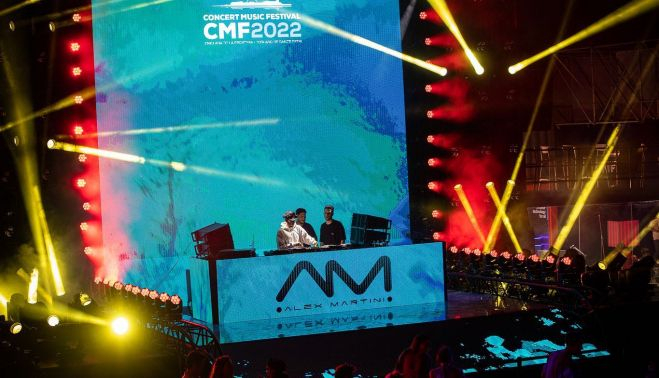 Alex Martini, en una de las sesiones de Dj de la noche.