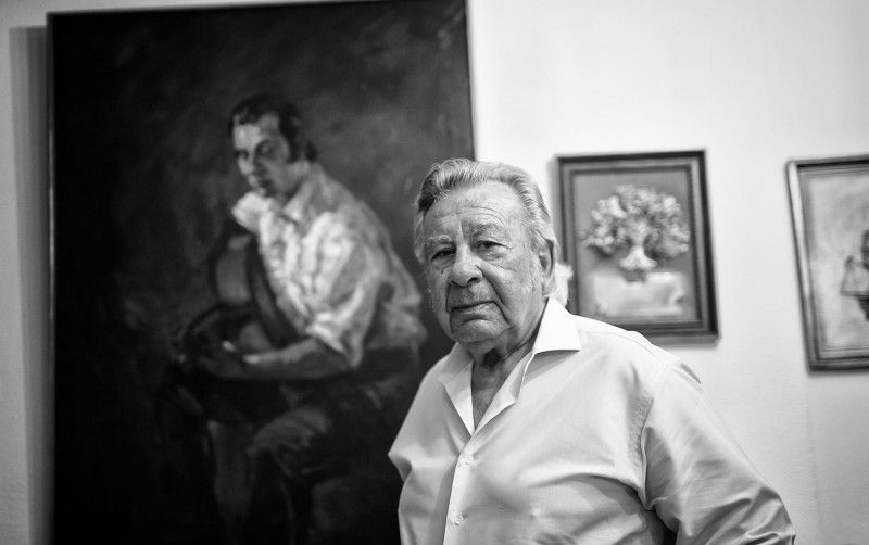 Manuel Morao posa para lavozdelsur.es en su casa. Manuel Morao posa para lavozdelsur.es en su casa.