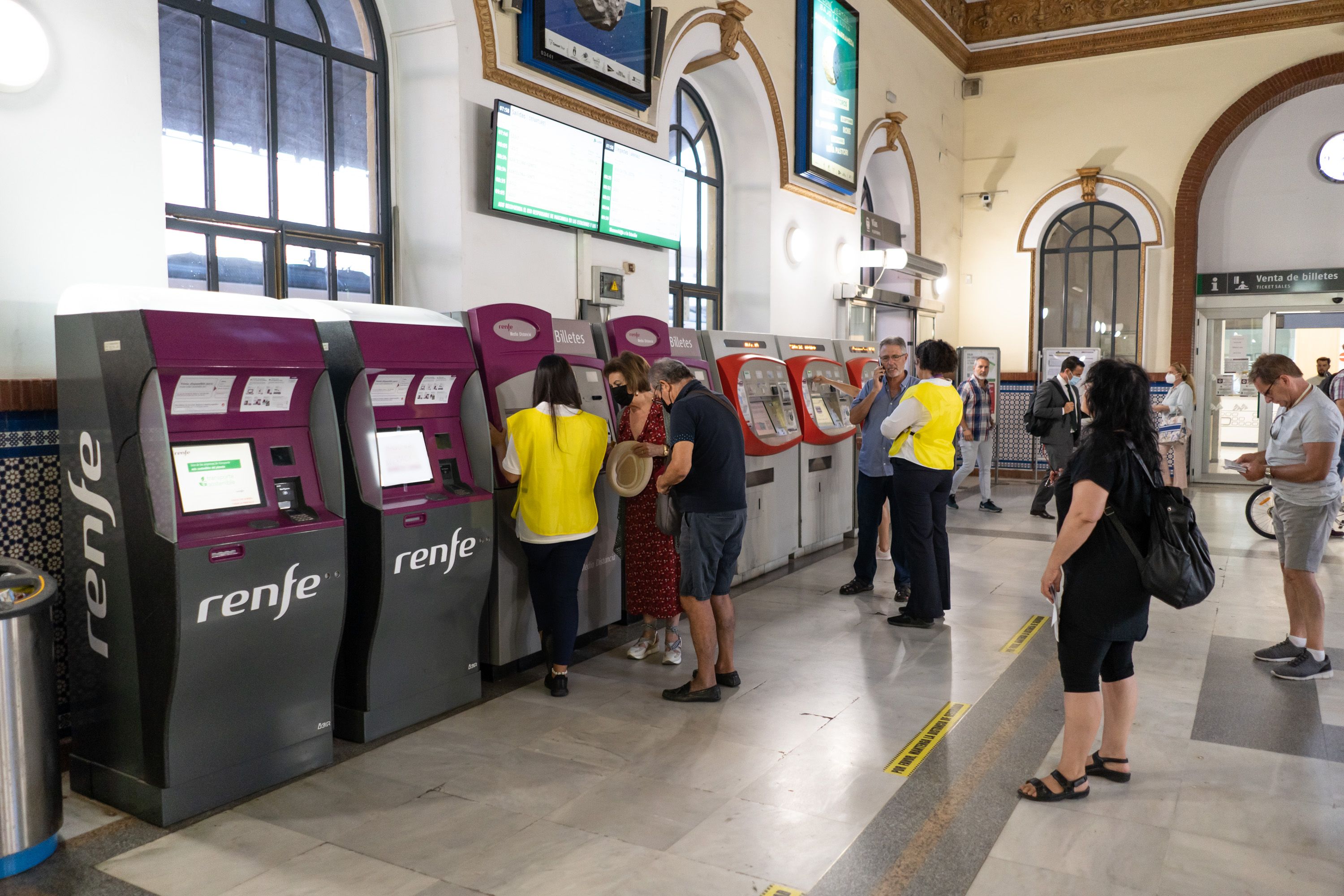 Estación de Renfe en Jerez en una imagen de archivo. Estación de Renfe en Jerez en una imagen de archivo.