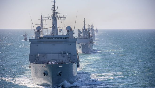 Unidades de la Armada española en la revista naval. ARMADA