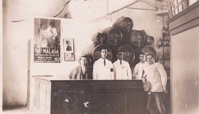Tabanco El Pasaje en 1927