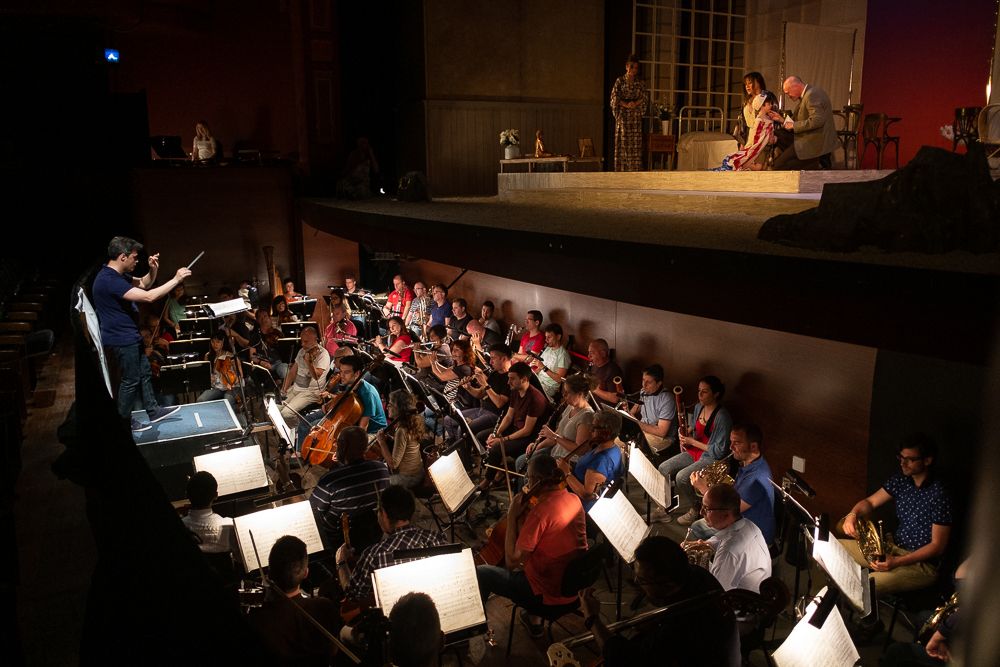 Imagen de archivo de un ensayo de la ópera 'Madame Buterfly', en el Teatro Villamarta.