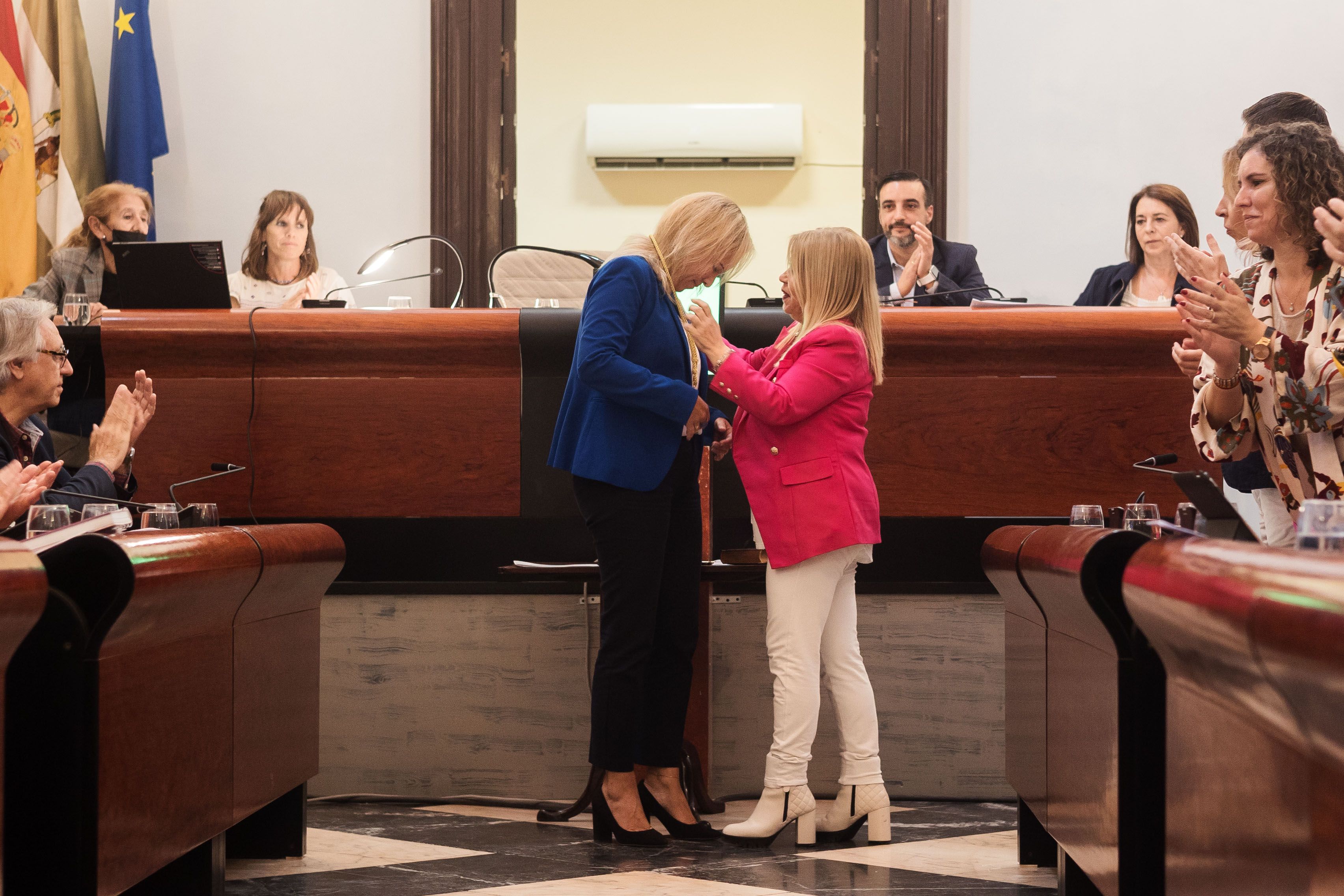 La alcaldesa, en un pleno reciente, en la toma posesión de Yessika Quintero como edil del PP de Jerez.