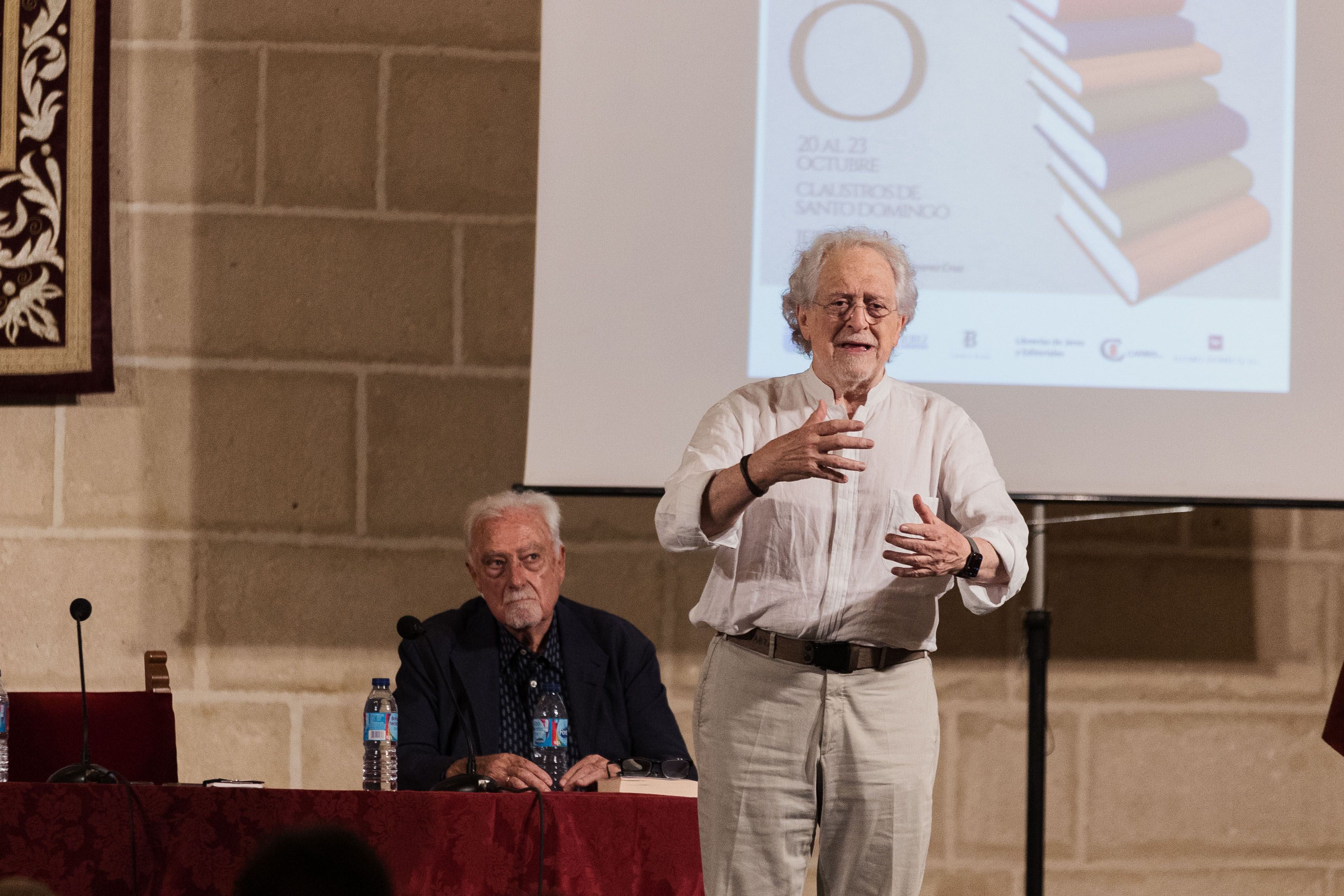 Rojas Marcos en Jerez durante la presentación del libro que cuenta la historia del PA.