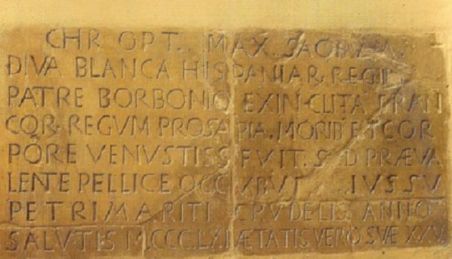 Lápida sepulcral de la reina Doña Blanca de Borbón, esposa de Pedro I el Cruel.        REAL ACADEMIA DE LA HISTORIA 