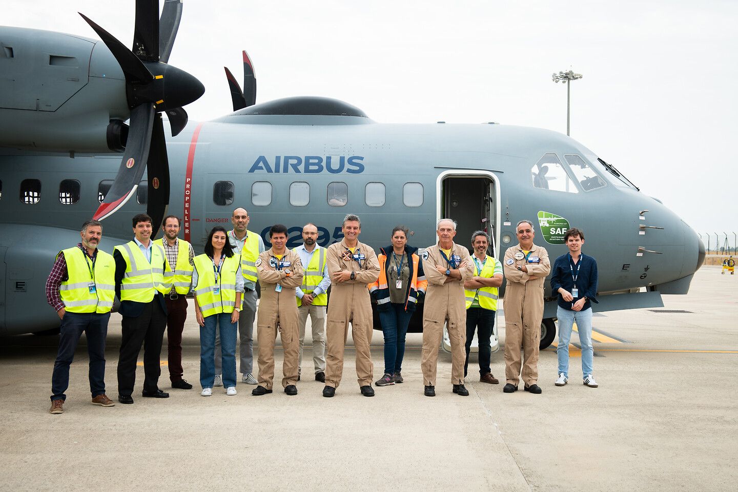 Tripulación de prueba de C295 SAF en Sevilla. AIRBUS