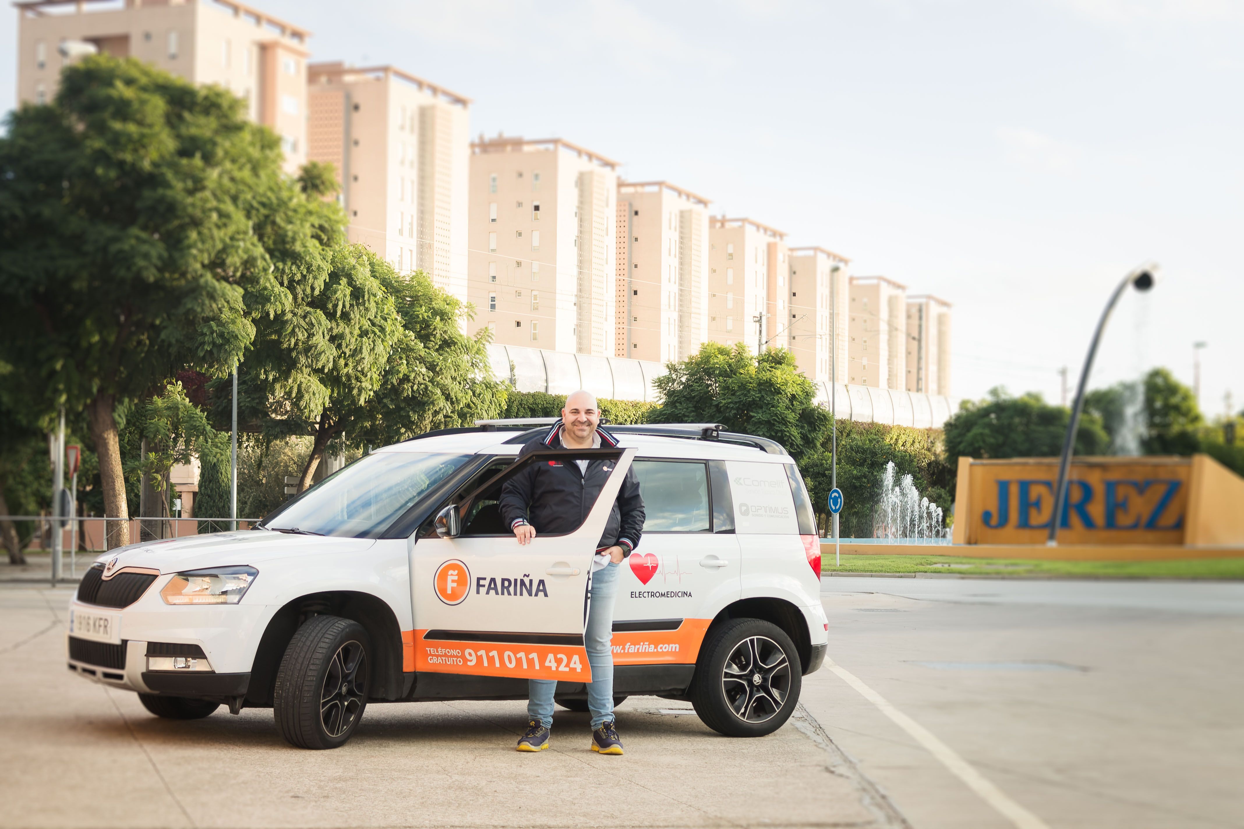 El ingeniero técnico Andrés Bertholet, cuya empresa se encarga del proyecto de instalación eléctrica temporal y de todos los trámites que garanticen la seguridad de las Zambombas, retratado en días pasados.