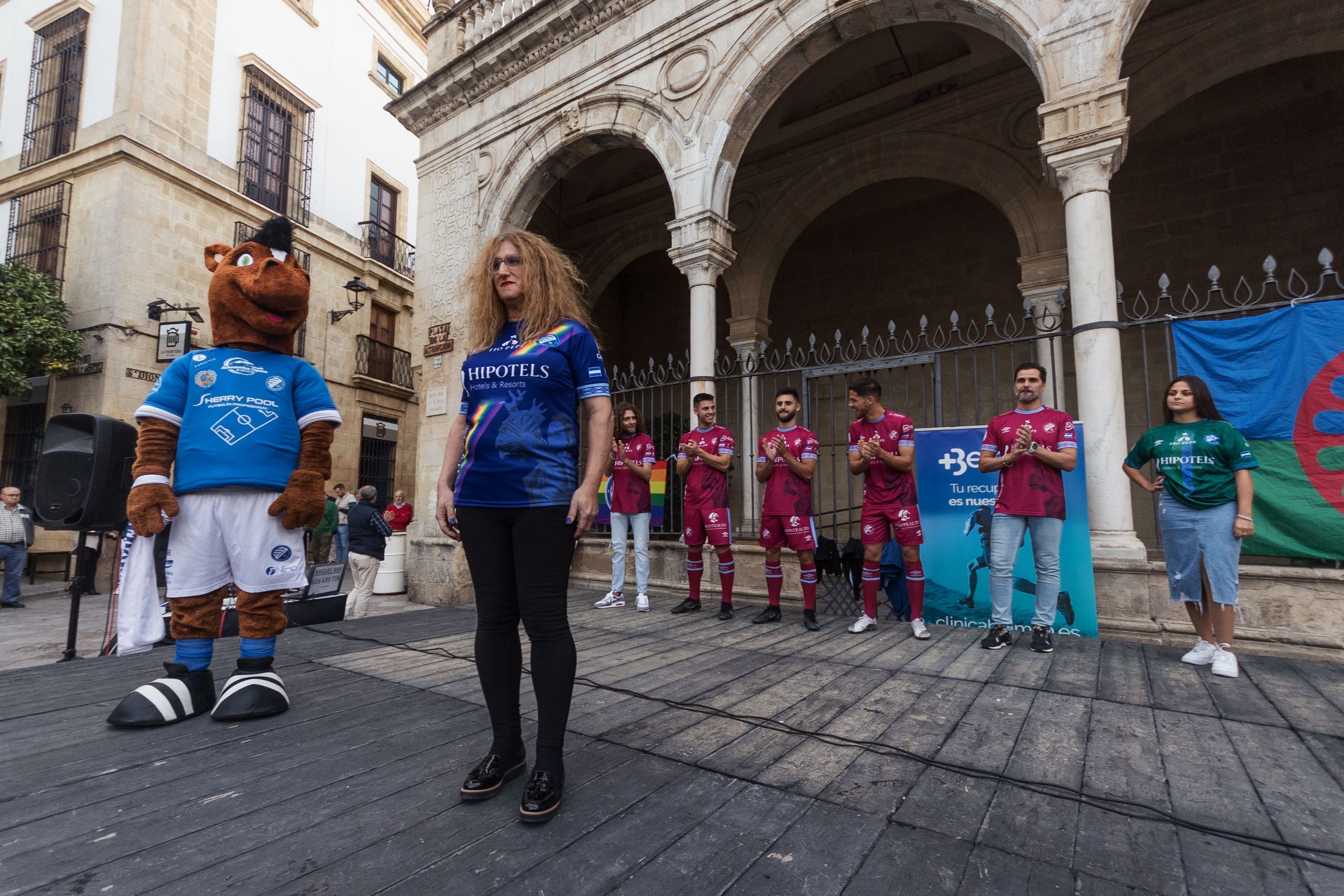 Presentación de las nuevas equipaciones del Xerez Deportivo F.C.