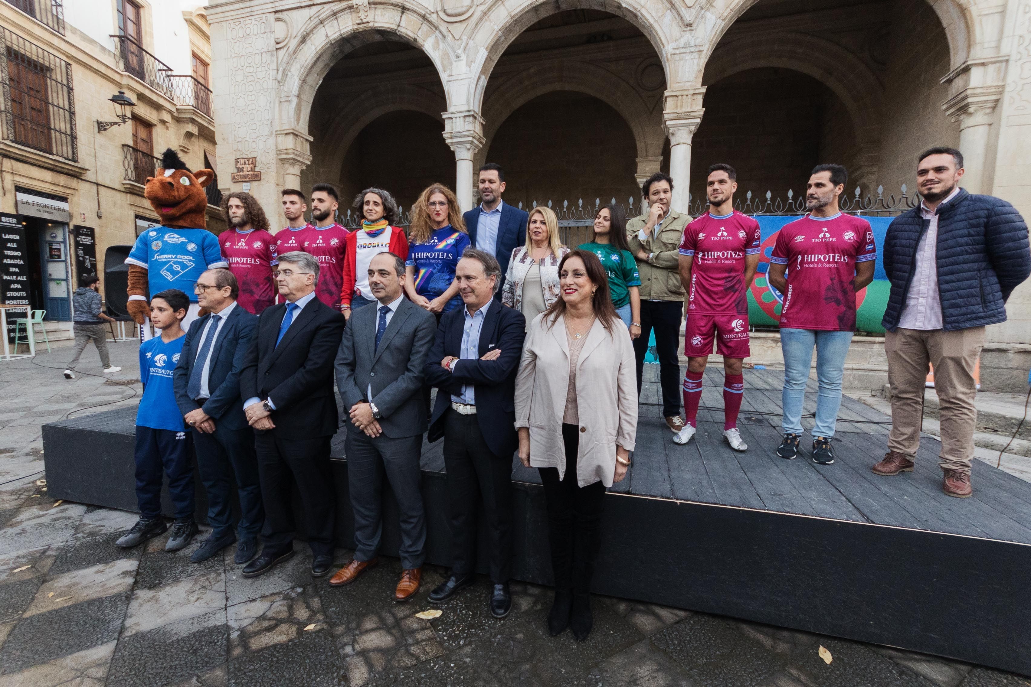 Presentación de las nuevas equipaciones del Xerez Deportivo F.C.