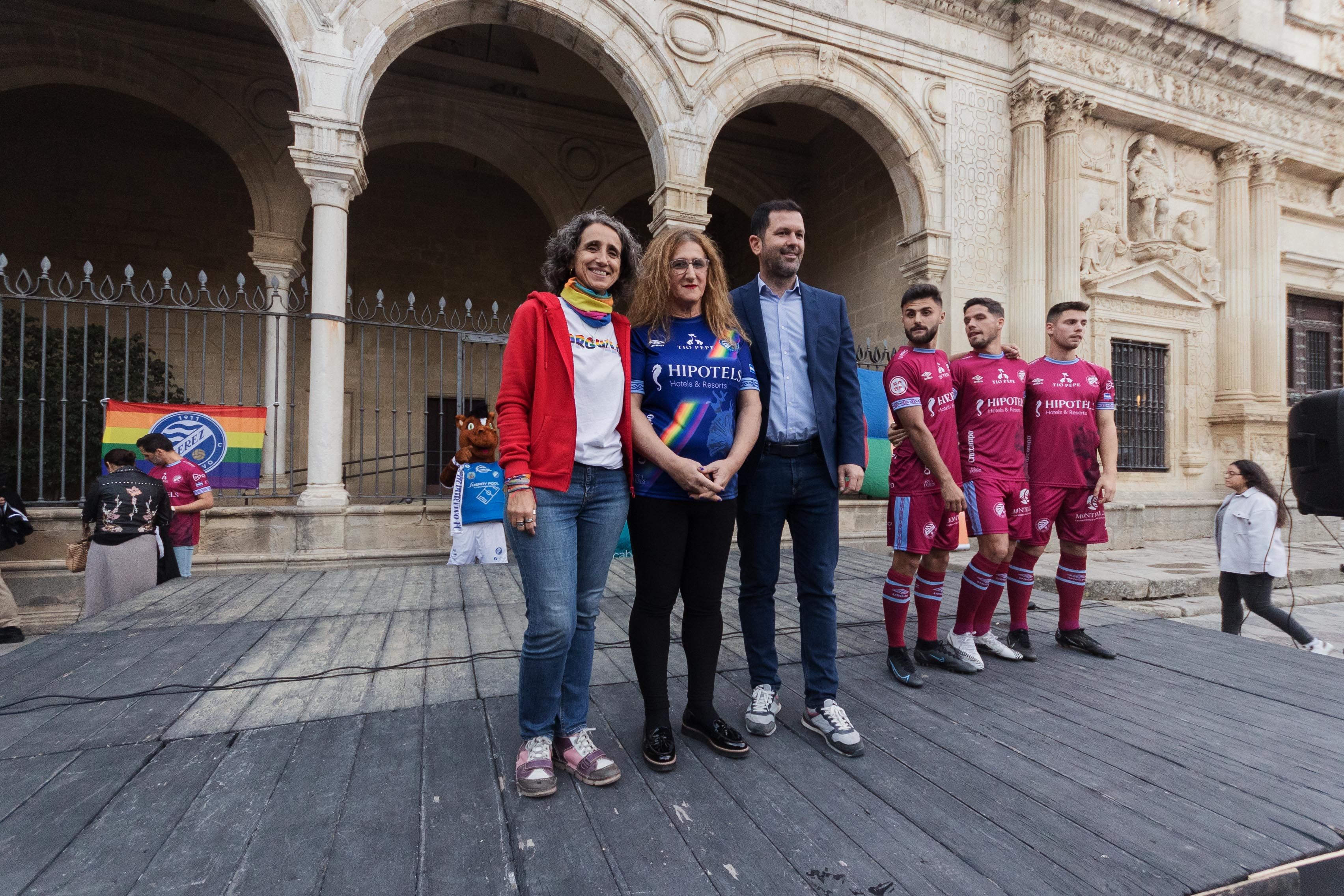 Presentación de las nuevas equipaciones del Xerez Deportivo F.C.
