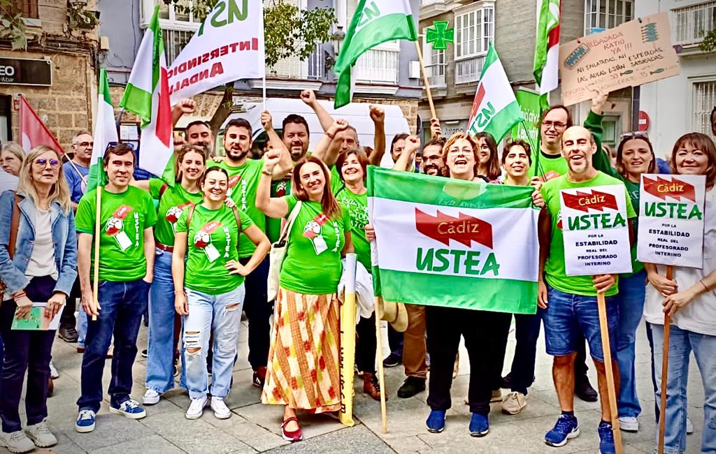 Una movilización de Ustea en defensa de la educación pública.