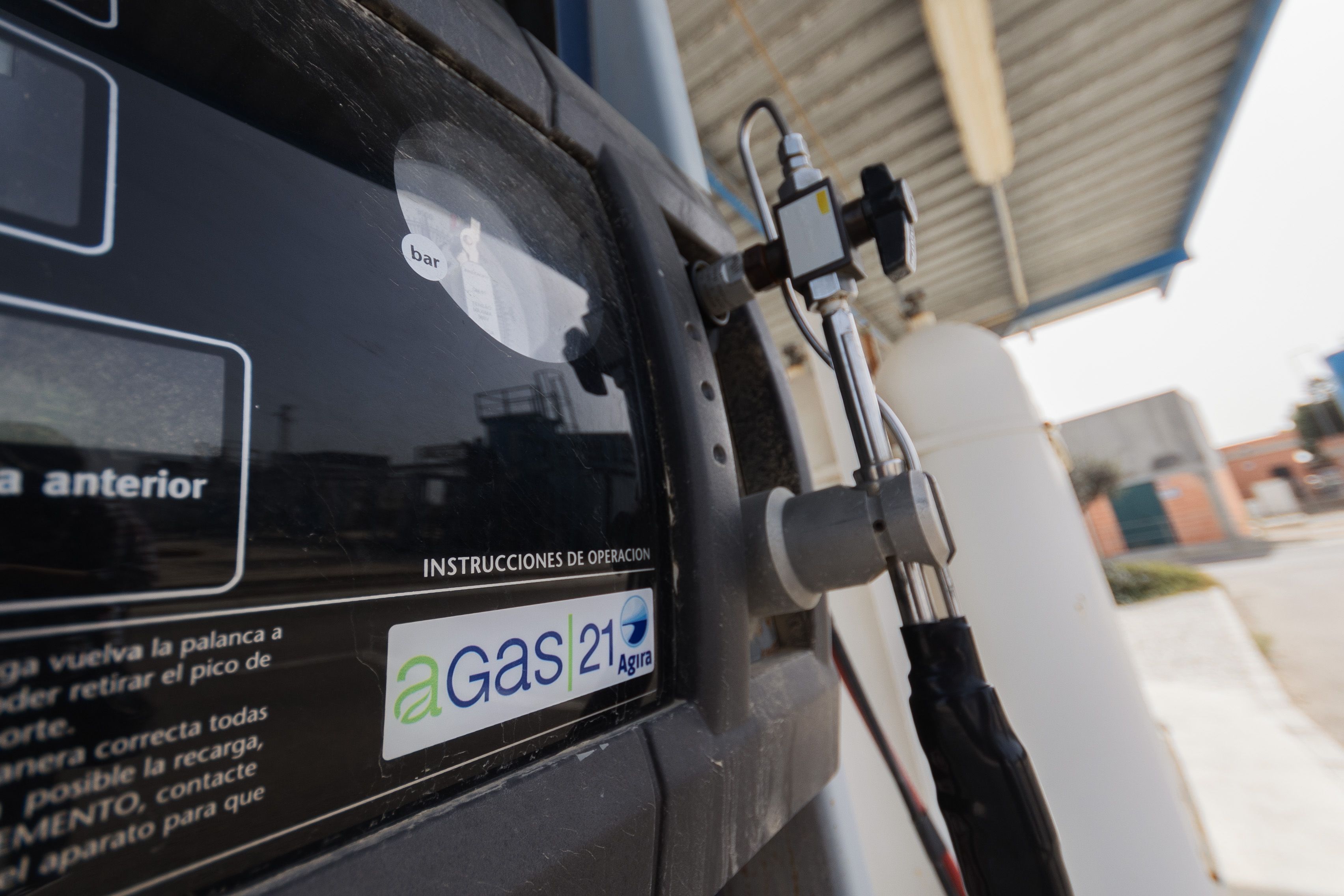 Gasinera en la EDAR El Torno.