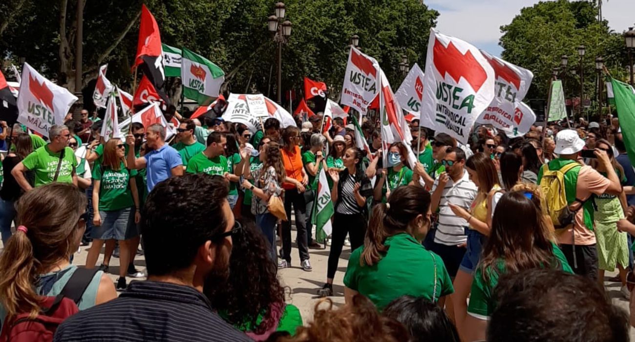 Una movilización en Andalucía de docentes interinos.
