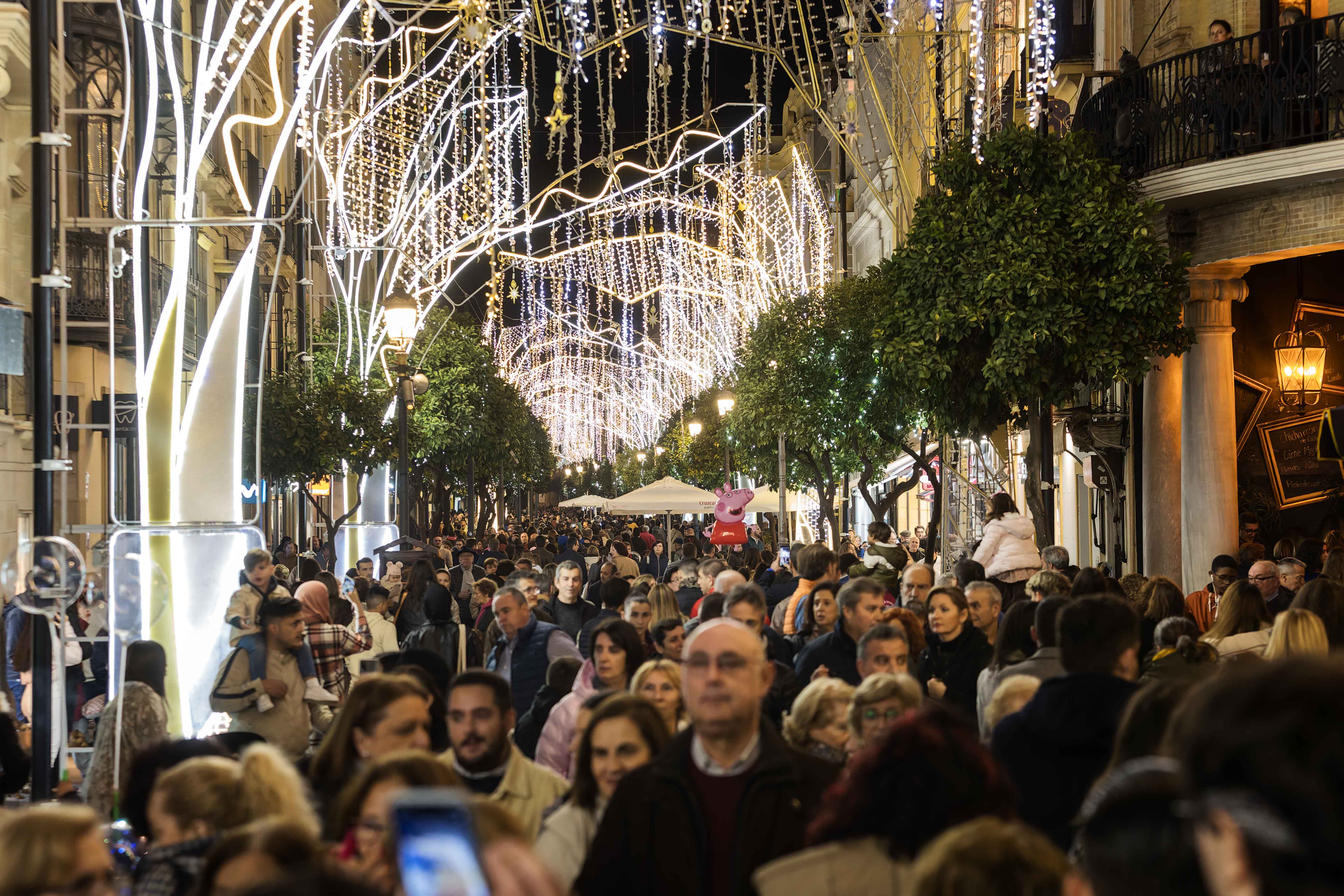 Encendido del alumbrado navideño en Jerez 1 (FOTOS: MANU GARCÍA / CANDELA NÚÑEZ)