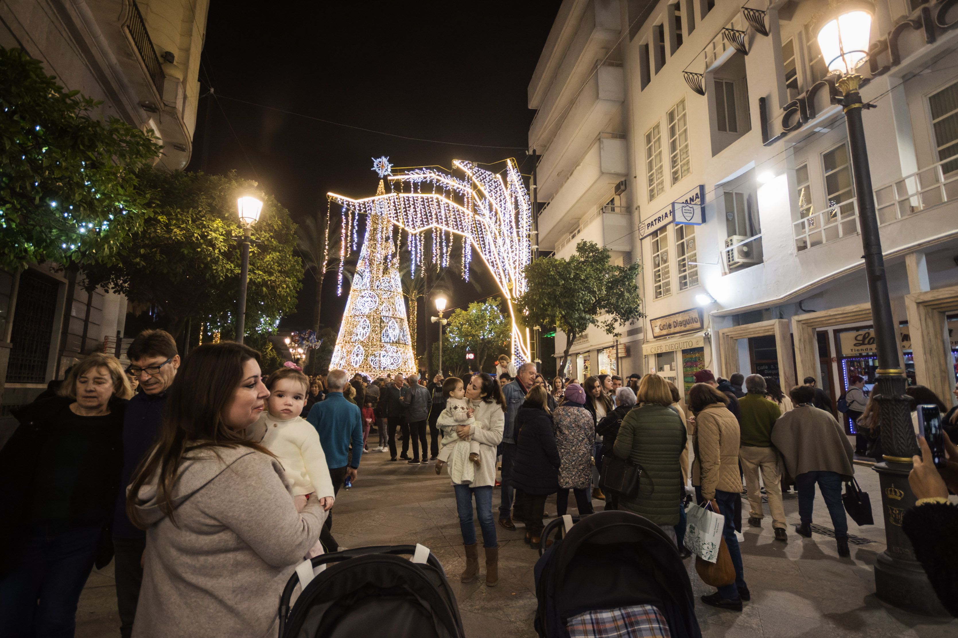 El alumbrado del centro de Jerez. Dios, cómo pasa el tiempo.