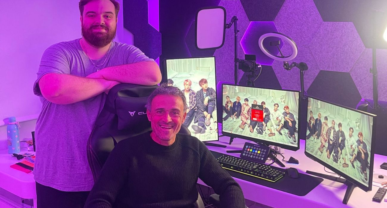 Luis Enrique, junto a Ibai Llanos. Luis Enrique, junto a Ibai Llanos.