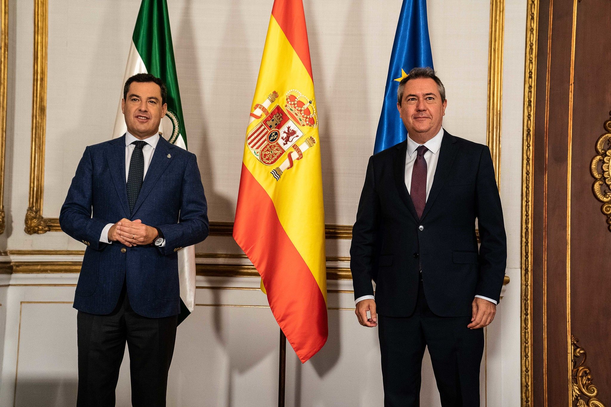 Moreno, presidente de la Junta, y Espadas, líder del PSOE-A en la oposición, en una imagen de archivo. Moreno, presidente de la Junta, y Espadas, líder del PSOE-A en la oposición, en una imagen de archivo.