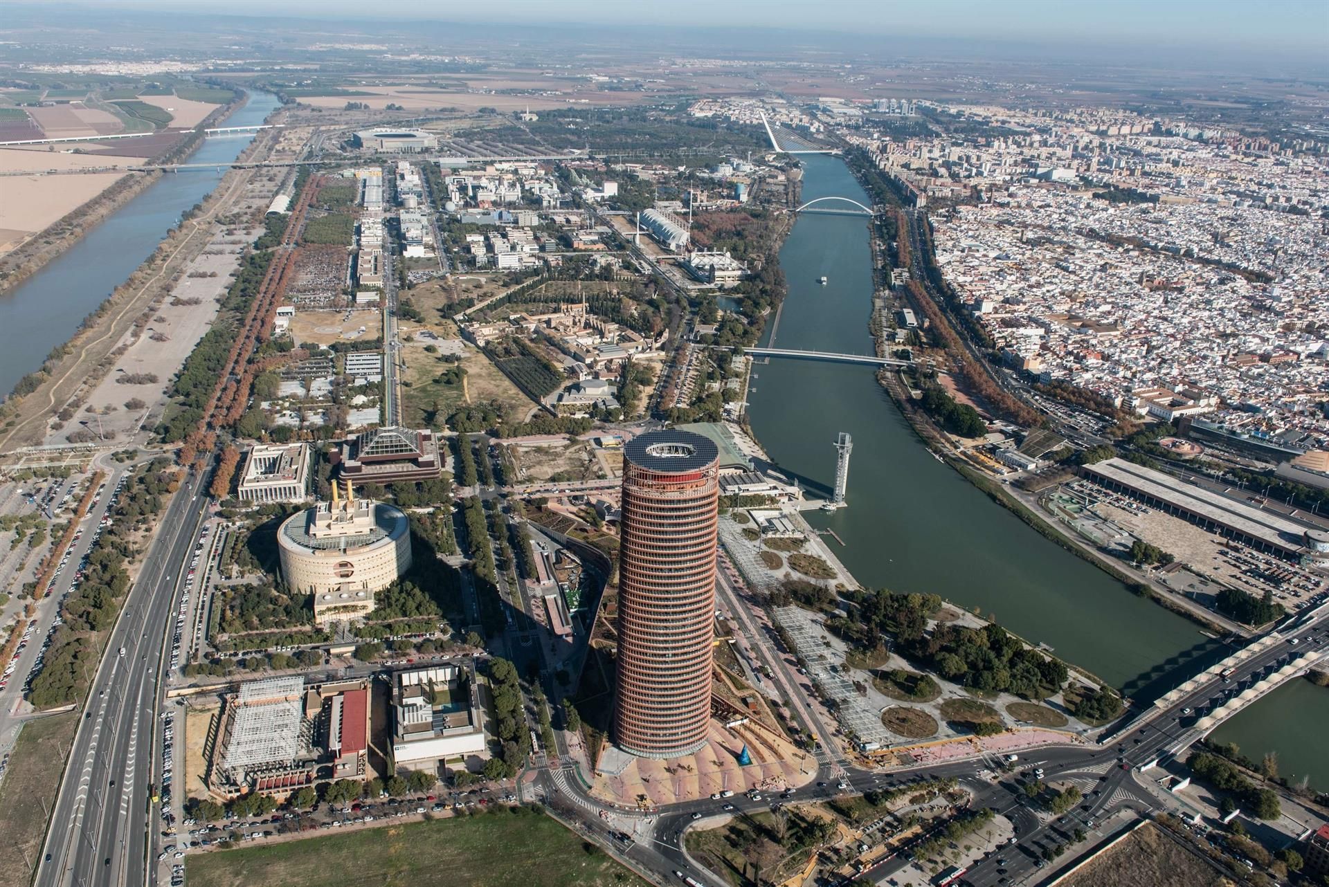Vista aérea de la Isla de la Cartuja, en una imagen de PCT CARTUJA. Vista aérea de la Isla de la Cartuja, en una imagen de PCT CARTUJA.