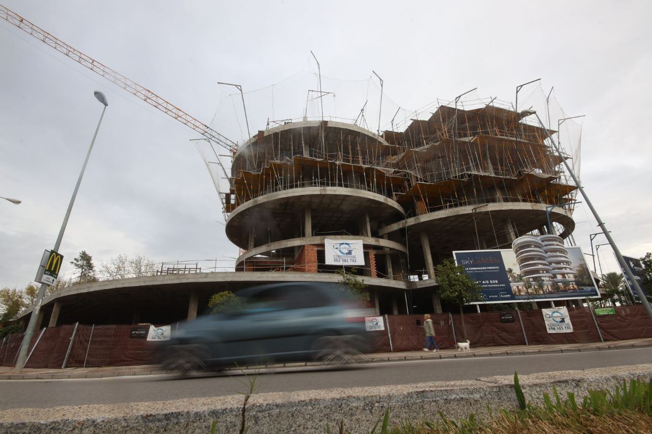 En el sector de la construcción aumentó el paro en Andalucía casi 2.000 personas.