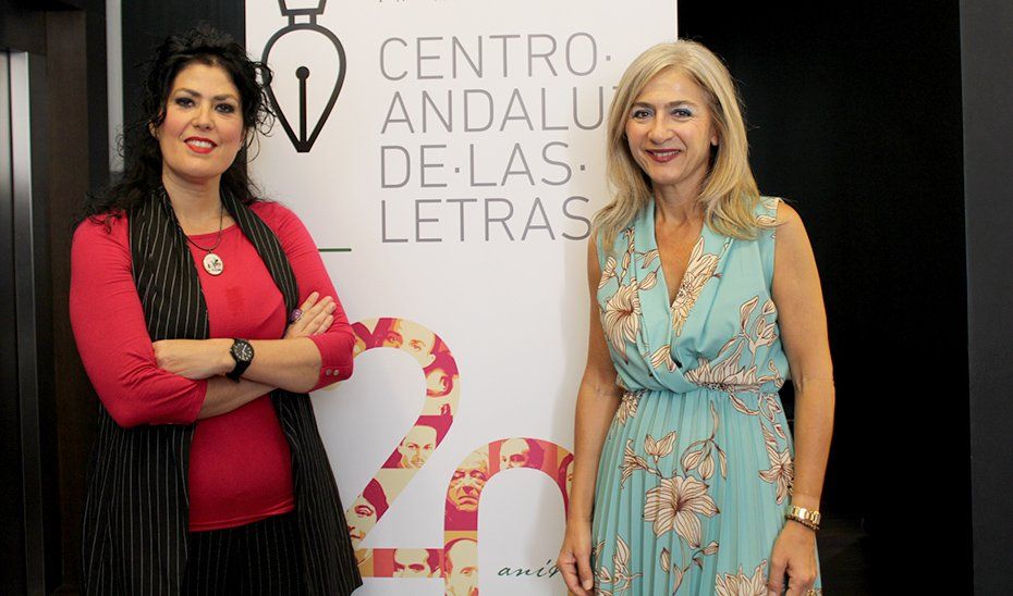 Eva Díaz, anterior directora, junto a Patricia del Pozo.