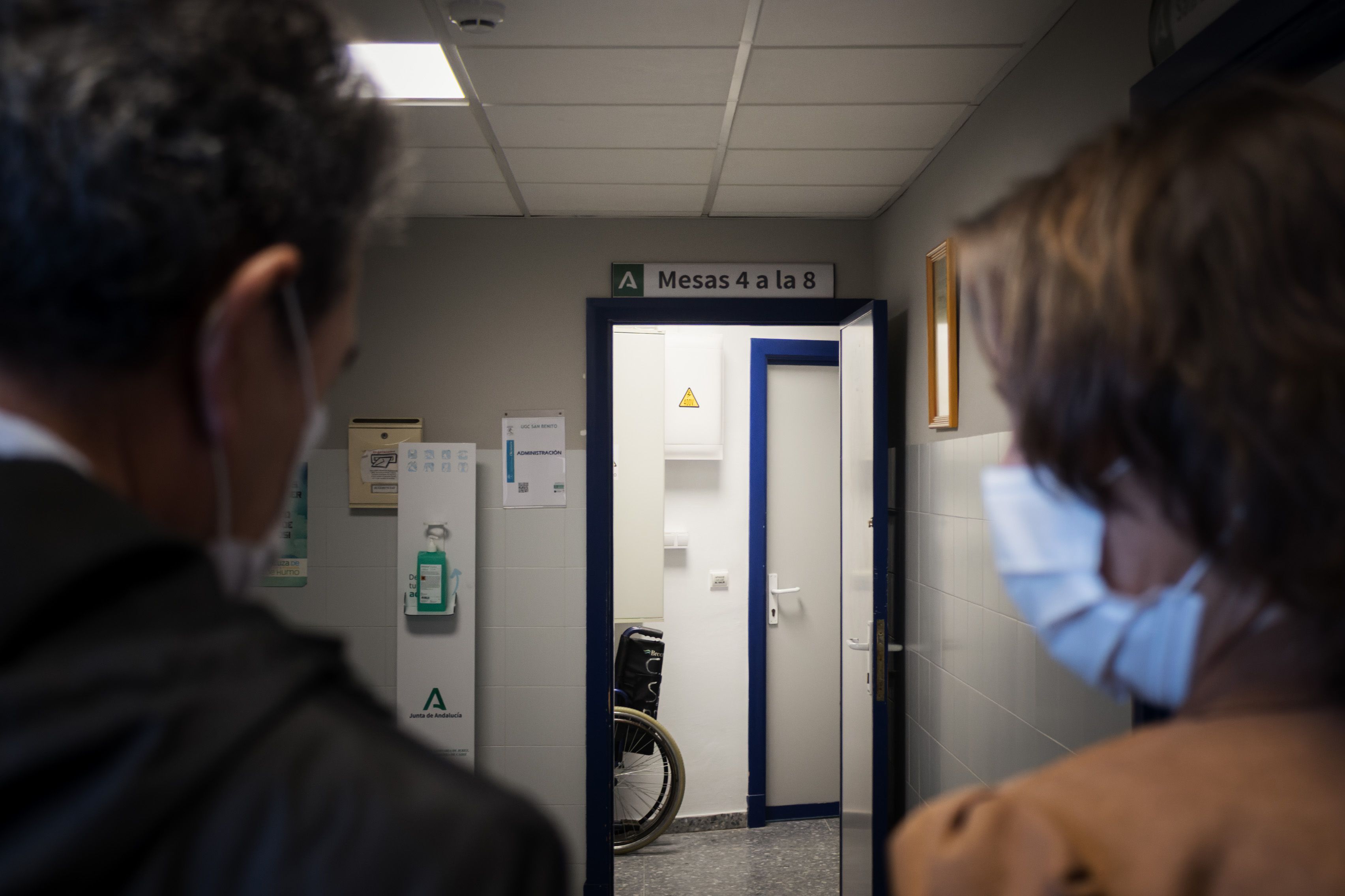 La consejera, Catalina García, en un centro de salud.