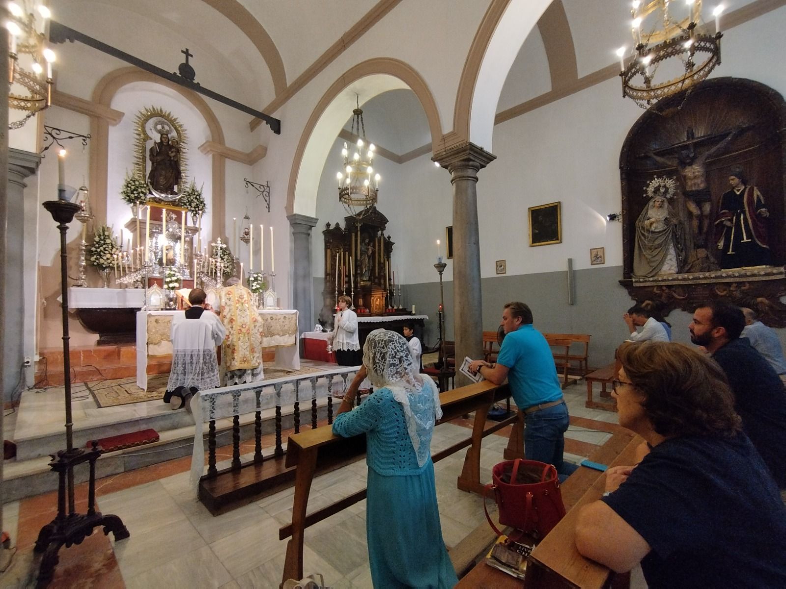 Imagen de la misa tradicional en un domingo.