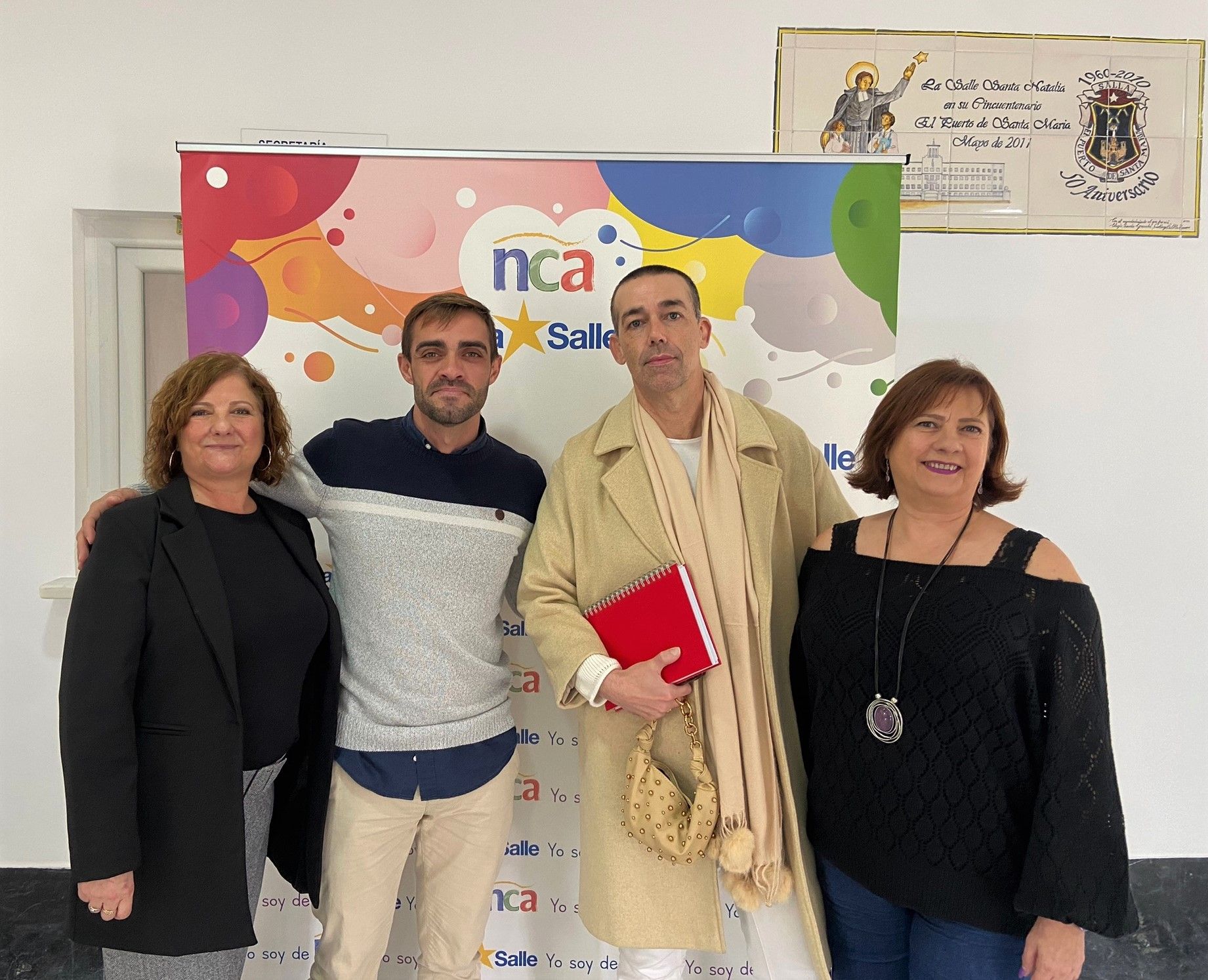 Calleja se reúne con los participantes.