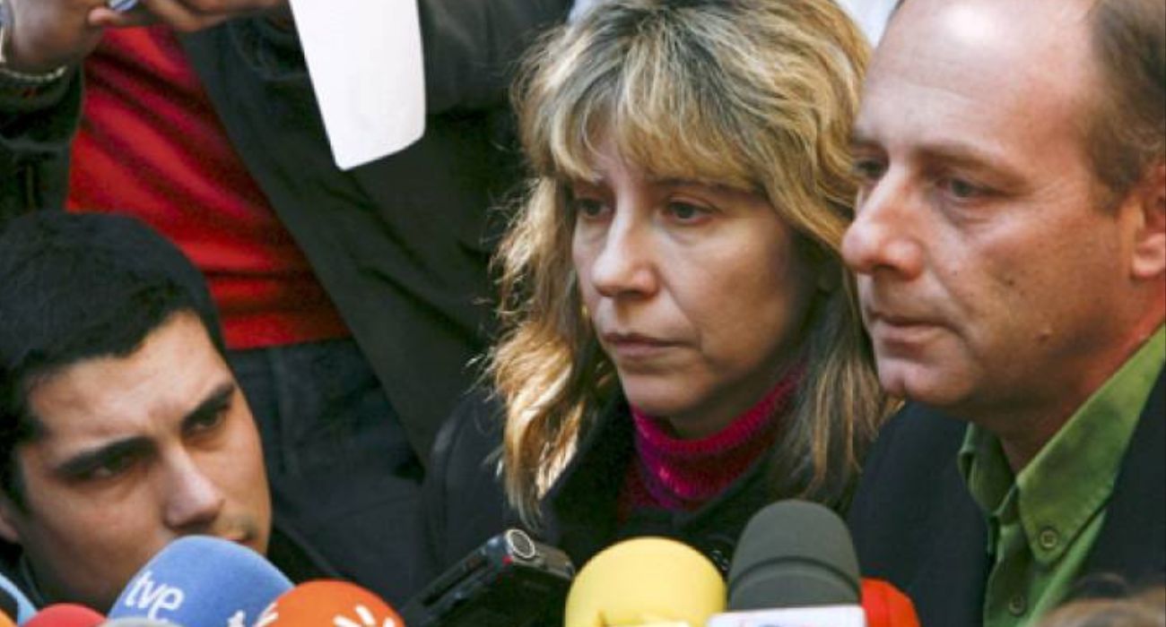 El dolor de unos padres. Eva y Antonio, a los pocos días de la muerte de su hija hace 14 años.