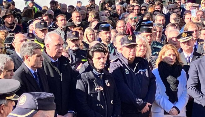 Unidad institucional en el acto de protesta. DIPUTACION CADIZ