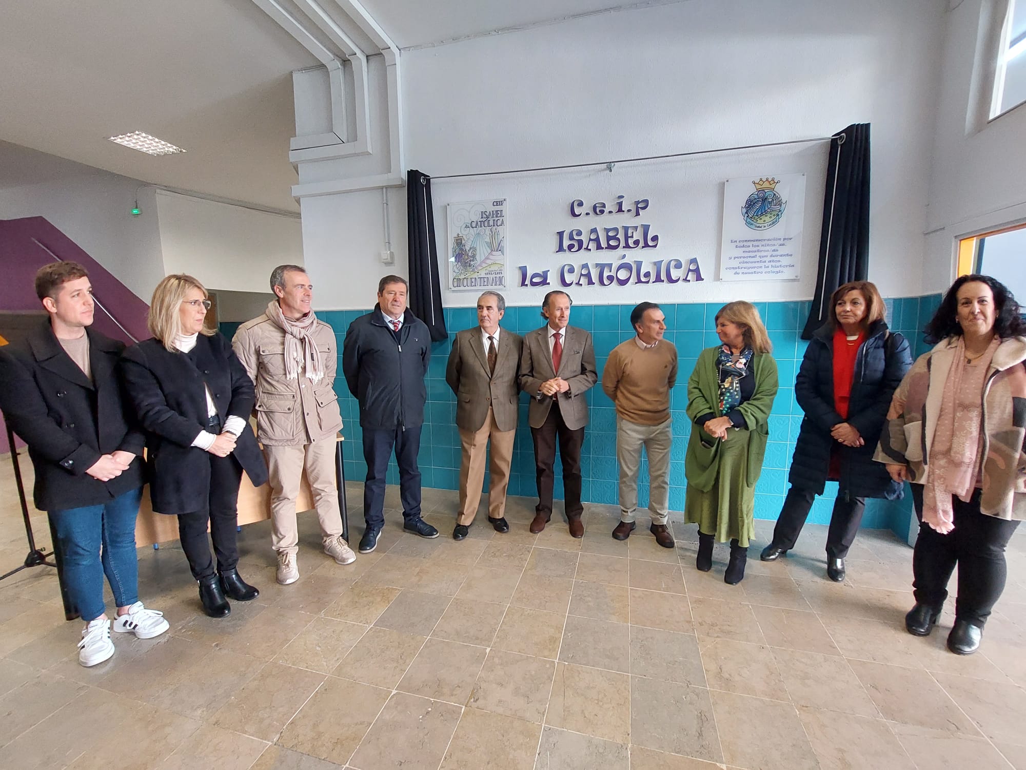 Visita institucional al colegio. 