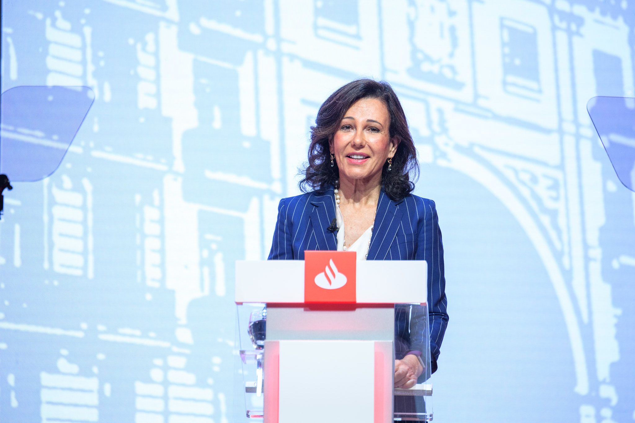 La banca española gana más que nunca en la historia. Ana Botín, presidenta del Santander, en una imagen de archivo.