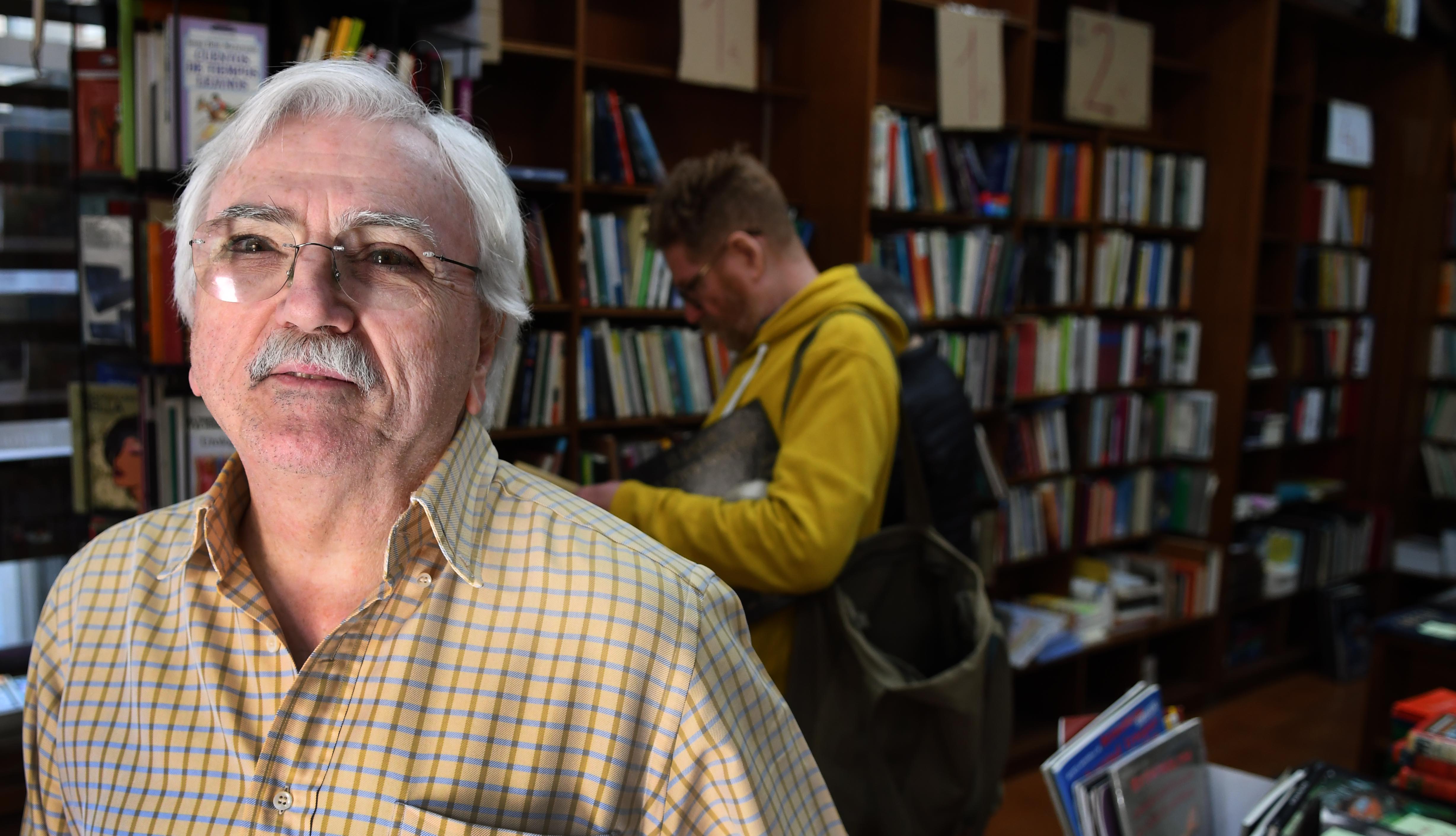 LIBRERÍA REGUERA 1 EMILIO CASTRO