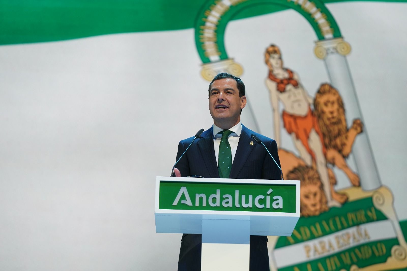 El presidente de la Junta de Andalucía, Juanma Moreno. Tu sanidad moderada El presidente de la Junta de Andalucía, Juanma Moreno. Tu sanidad moderada